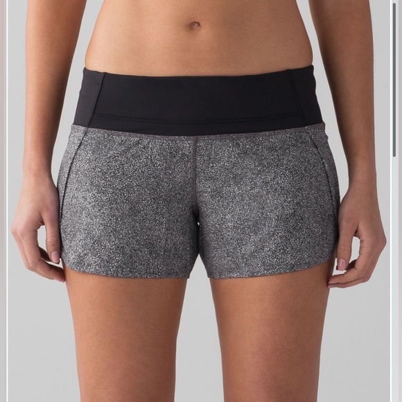 lululemon athletica Pants - Lululemon Run Times Shorts 4-way stretch 4" size: 6